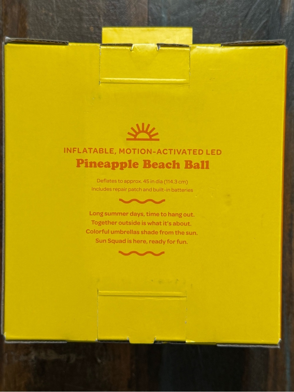 Sun Squad Inflatable Light Up LED & Motion Activated Pineapple Beach Ball NWT - Picture 2 of 2